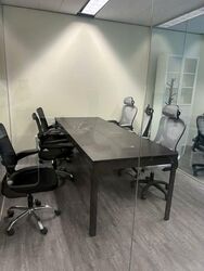 Gateway East (D7), Office #559001751